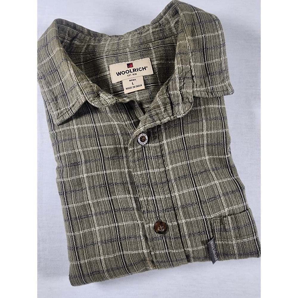 Woolrich Mens Large Short Sleeve Button Down Mens Shirt Green Plaid Breathable